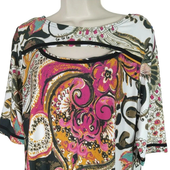 Mishca Asymmetric Tunic Top Women Size L Multicolor Short Sleeve PeekABoo Chest - Picture 3 of 8